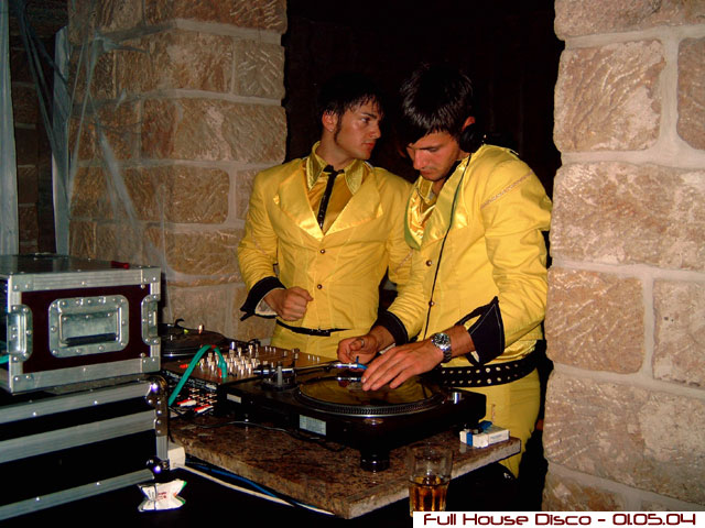 Full House Disco - your Disco needs you -