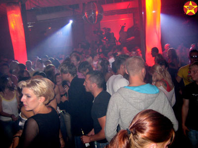 Full House Disco - your Disco needs you -