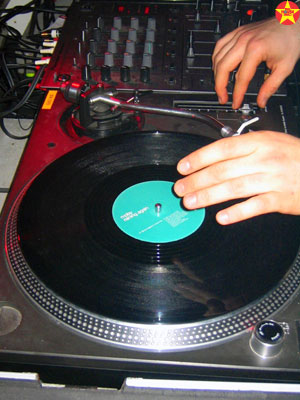 Full House Disco - your Disco needs you -