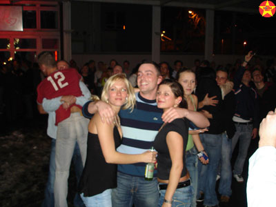 Full House Disco - your Disco needs you -
