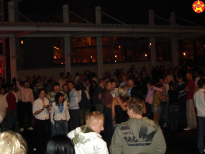 Full House Disco - your Disco needs you -