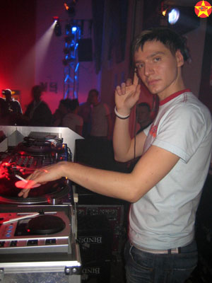 Full House Disco - your Disco needs you -