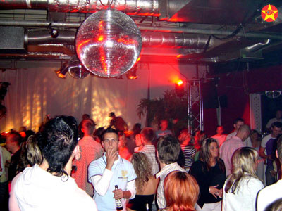 Full House Disco - your Disco needs you -